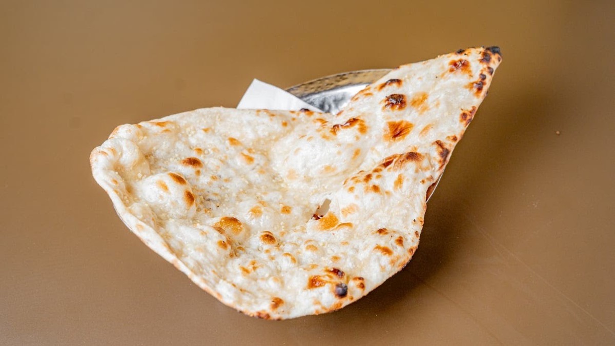 Fresh plain naan from the tandoor